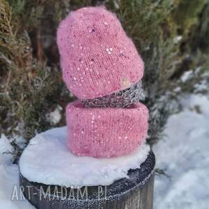 Komplet zimowy w kolorze różowym, czapka, komin, na drutach, cekiny