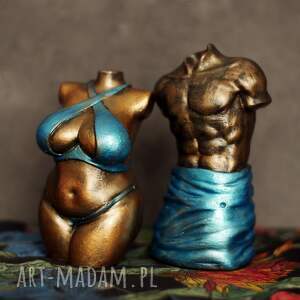 justyna jaszke kobieta i mężczyzna w niebieskim stroju, 2 figurki, rzeźba