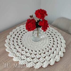 podkładka szydełkowa na stolik kawowy ze sznurka 60cm