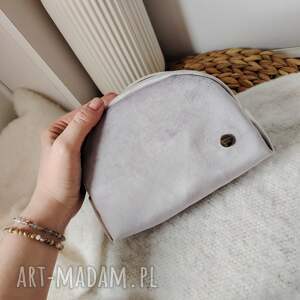 kosmetyczka podręczna z weluru w kwiaty