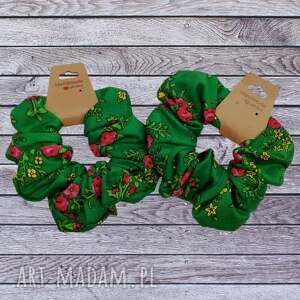 Gumka scrunchie folkowa, włosy, dziewczynki, fryzura, folk