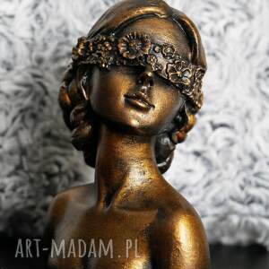 rzeźba kobieta złota kwiaty na oczach wys 9 cm, figurka