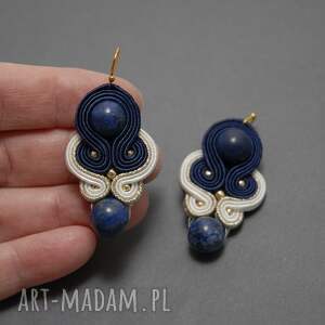 granatowo białe klipsy sutasz z chryzokolą, sznurek, eleganckie