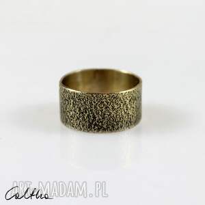 piasek - mosiężna obrączka rozmiar 25, szeroki pierścionek, metalowy