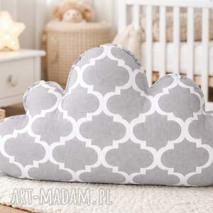Poduszka chmurka, dziecko