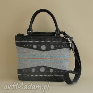 handmade na ramię torebka ażurowa z haftem