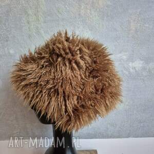 Czapka futrzana sztuczne futro kolor brązowy na podszewce, szyta