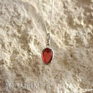 Srebrny wisiorek z granatem, walentynki, serce