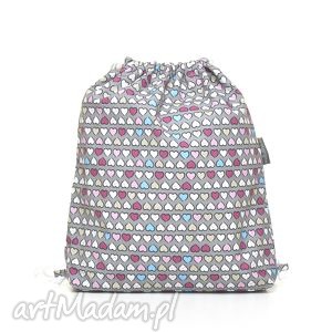 plecak worek przedszkolaka kolorowe serduszka - PRACOWNIA MILUTKA main dla dziecka