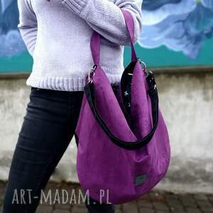 duża torba worek zamszowa fioletowa z czarnym torebka na ramię