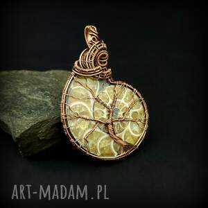 wisior z amonitem drzewo życia biżuteria artystyczna miedziana