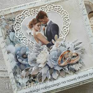 handmade scrapbooking kartki kartka ślubna z parą młodą i kieszonką