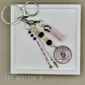 PUDROWY KWIAT - RĘCZNIE ROBIONA OZDOBA Z CHWOSTEM, brelok boho