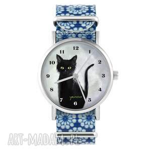 zegarek - czarny kot, cyfry niebieski, kwiaty nylonowy pasek dla kociary