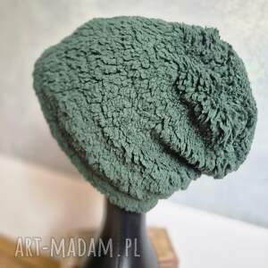 ciepla futrzana baranek bardzo miła na podszewce,ciemna zieleń, czapka