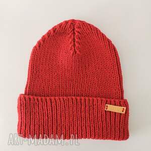 na święta prezent Czerwona czapka beanie z wełny merino ręcznie