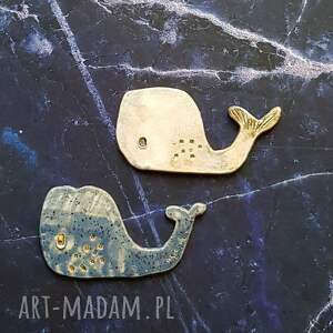 zestaw 2 ceramicznych magnesów wieloryby oryginalne dekoracje morskie