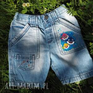 Prezent ręcznie malowane jeansowe szorty niemowlęce Baby Shark