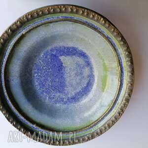 talerz nieoczywisty, dekoracja stołu naczynie ceramiczne