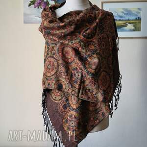efektowny, duży miły szal z wełną i jedwabiem efektowne dodatki kolory