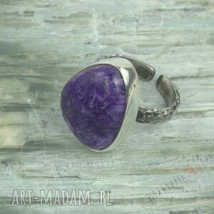 Regulowany, pierścionek z czaroitem, czaroit