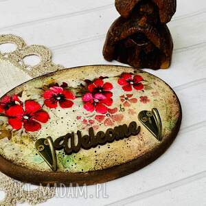 dekoracyjny wieszak na ścianę z drewna, styl rustykalny,z napisem, tabliczka