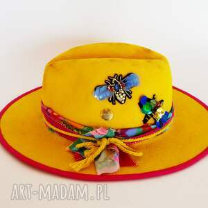 kapelusz filcowy, żółty