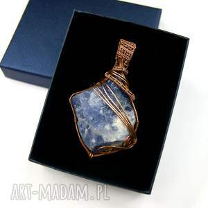 blue pearl art wisiorek z sodalitem wire wrapping niej na prezent