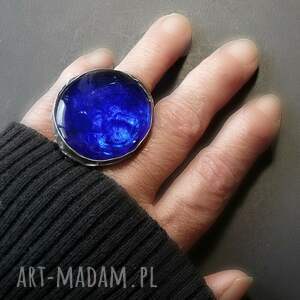 kobaltowy pierścień niezwykły ze szkła ręcznie przetopionego miły prezent