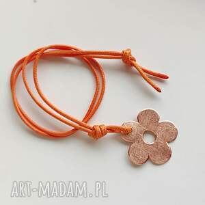 kwiat wisiorek miedź, sznurek