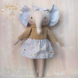 słonik wiki przytulanka w beżowym sweterku błękitnej spódniczce z opaską