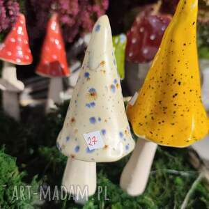 Ceramiczny grzybek na druciku do doniczki - rękodzieło