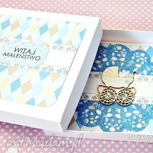 ręcznie zrobione scrapbooking kartki witaj maluszku - kartka w pudełeczku