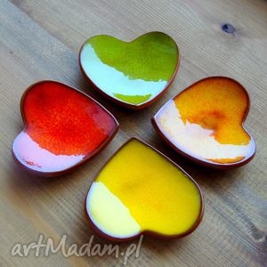 ręcznie wykonane ceramika kolorowe serduszka
