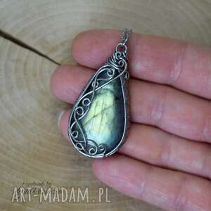 wisiorek z labradorytem, wire wrapping, stal chirurgiczna