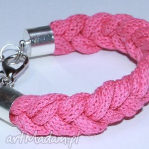 ręcznie wykonane różowa bransoletka ze sznurków bawełnianych