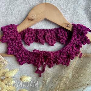 kołnierzyk szydełkowy, ozdoba na szyję