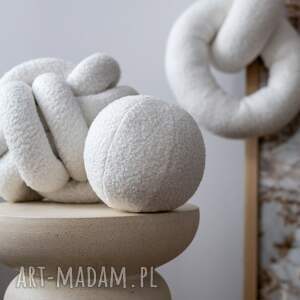 handmade poduszki poduszka soft loop | biała kula