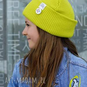 limonkowa seledynowa czapka dziecięca logo kolor, kids beanie, czapka sportowa