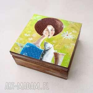 Chwila spokojnej melancholii Szkatułka, kot, kwiat, abstrakcja