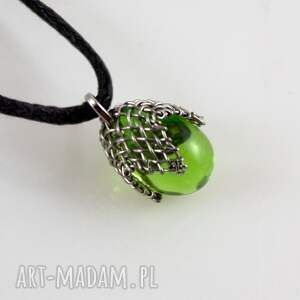zielony w siateczce - wisiorek xs, prosty naszyjnik, biżuteria boho, szklana