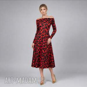 sukienka z odsłoniętymi ramionami - sandra solar tropic efektowna, w panterkę