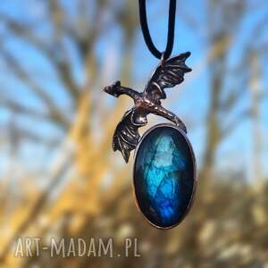 Naszyjnik z labradorytem i smokiem