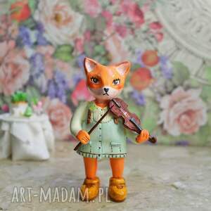 lisiczka skrzypaczka figurka muzyka lis w sukience lisa