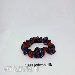 jedwabna gumeczka scrunchie, jedwabne akcesoria, prezent dla dziewczyny