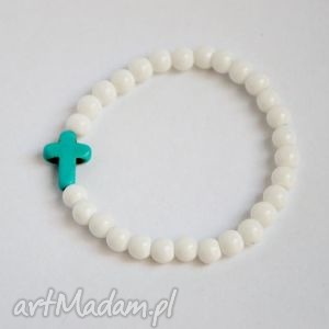 ręcznie zrobione bracelet by sis: turkusowy krzyż w białych koralach