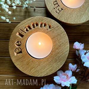 świecznik drewniany na duży tealight z grawerowanym napisem, pozytywne
