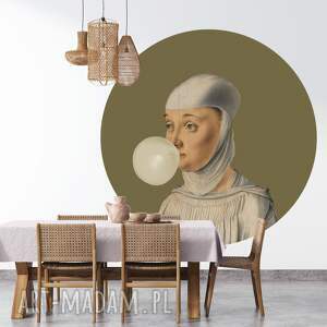Mural DOTS Kobieta z Gumą Balonową OLIWKOWY - okrągła dekoracja