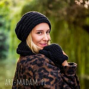 This is it “Czarny”, czapka merino i alpaka