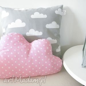 handmade pokoik dziecka chmurka poduszka różowa w białe kropki